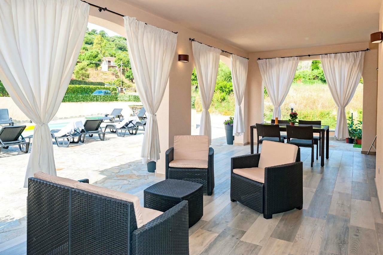 Molarotto Camere Con Angolo Cottura San Teodoro  Exterior foto