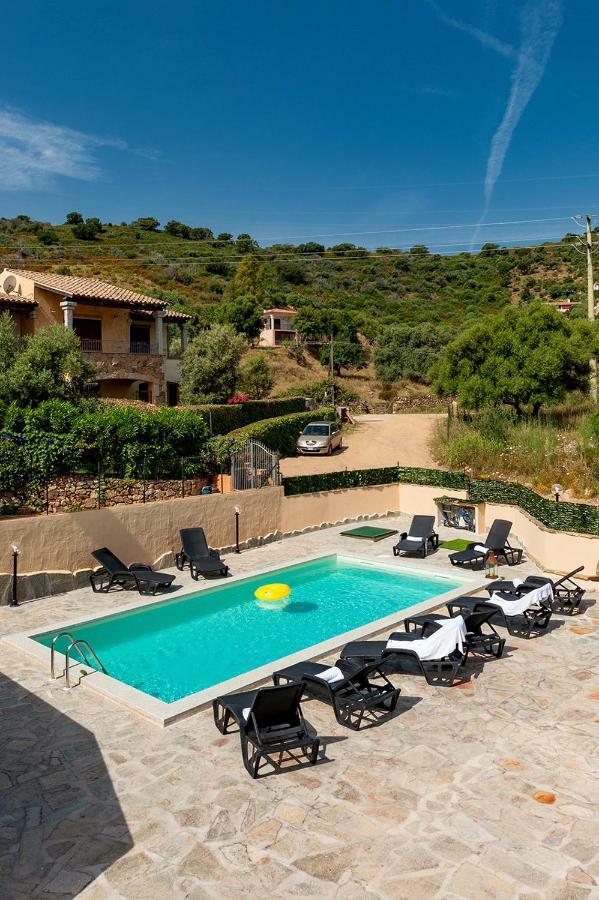 Molarotto Camere Con Angolo Cottura San Teodoro  Exterior foto