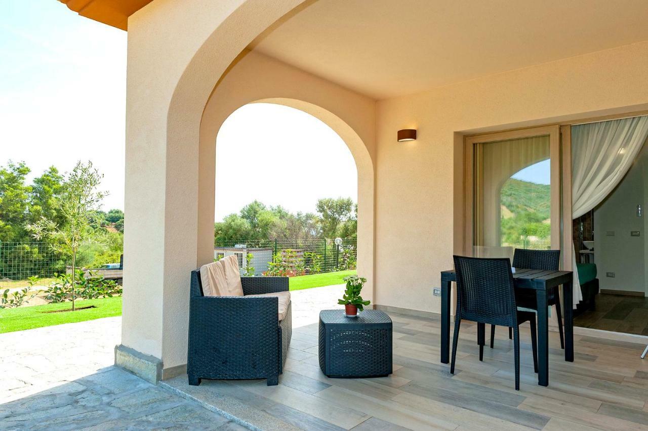 Molarotto Camere Con Angolo Cottura San Teodoro  Exterior foto